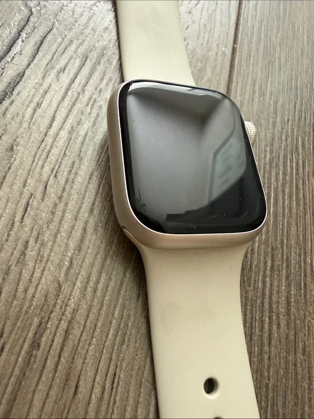 Apple series 7 watch starlight, black and silver bands